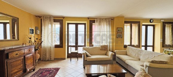 10 bedrooms House in Brogliano, Italy No. 342027 13