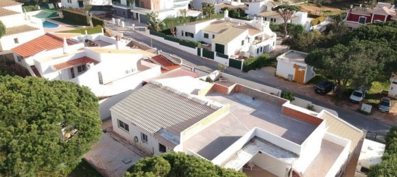 4 Schlafzimmer Haus in Quarteira, Portugal, Nr. 160485 8