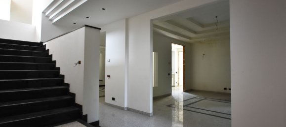 12 rooms Villa in Bellinzago Novarese, Italy No. 284018 10