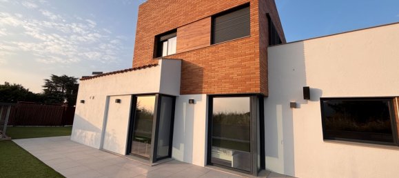 4 chambres Maison à Sant Fost de Campsentelles, Spain No. 157317 2