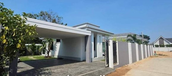 3 bedrooms Villa in Bang Lamung, Thailand No. 16524 2