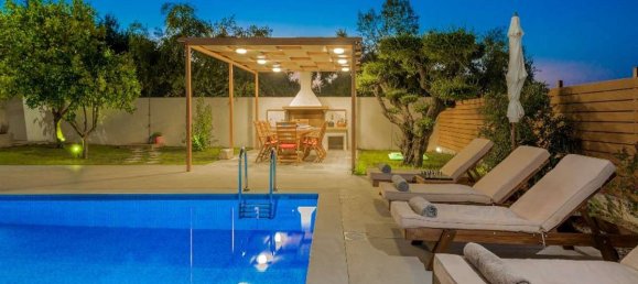 4 bedrooms Property in Zakynthos, Greece No. 8590 23