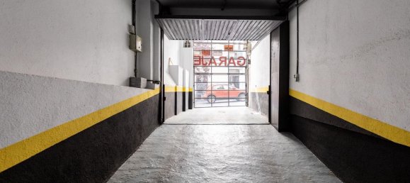 30m² Garage in Madrid, Spain No. 105736 2