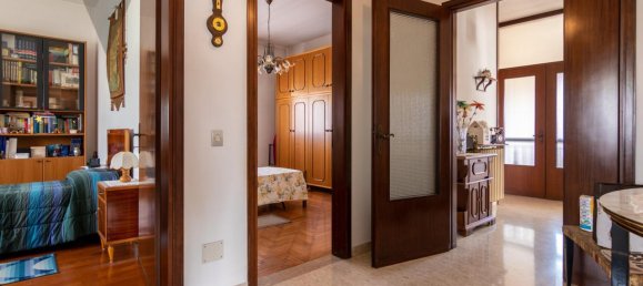 Villa de 5 divisões em Ponte San Nicolò, Italy N.º 37716 25