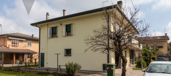 Villa de 5 divisões em Ponte San Nicolò, Italy N.º 37716 3