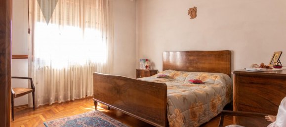 Villa de 5 divisões em Ponte San Nicolò, Italy N.º 37716 19