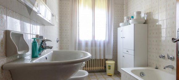 Villa de 5 divisões em Ponte San Nicolò, Italy N.º 37716 23