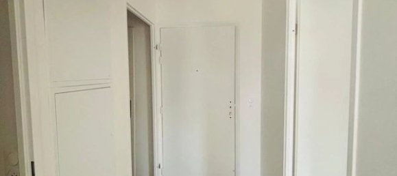 3 bedrooms Apartment in Senlis, France No. 55322 6