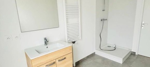 3 bedrooms Apartment in Senlis, France No. 55322 14