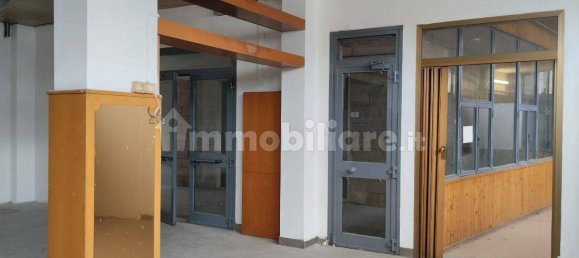 4 rooms Commercial property in Signa, Italy No. 151340 8