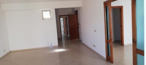 3 bedrooms House in Milazzo, Italy No. 252404 5