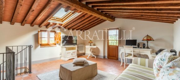 6 bedrooms House in Palaia, Italy No. 53707 7