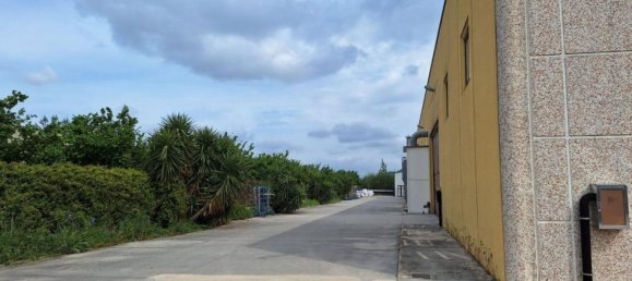 1900m² Warehouse in Serino, Italy No. 369961 13