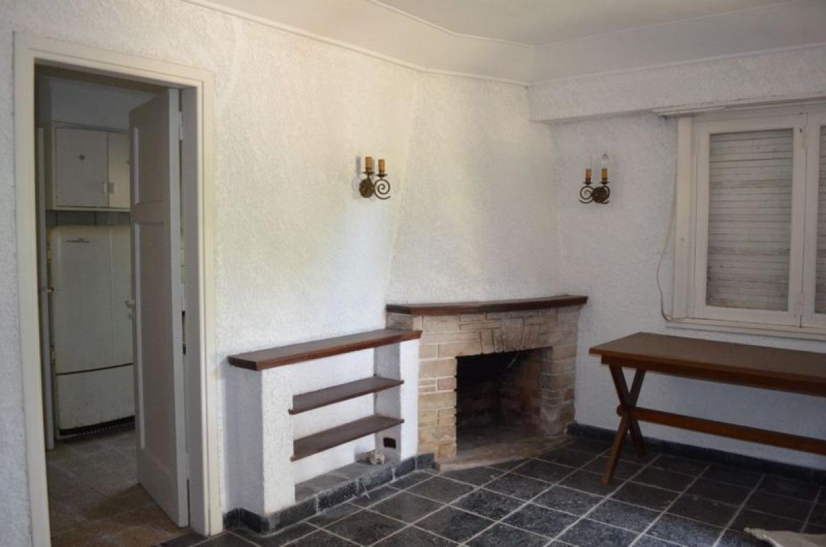 2 bedrooms House in Mar del Plata, Argentina No. 90507