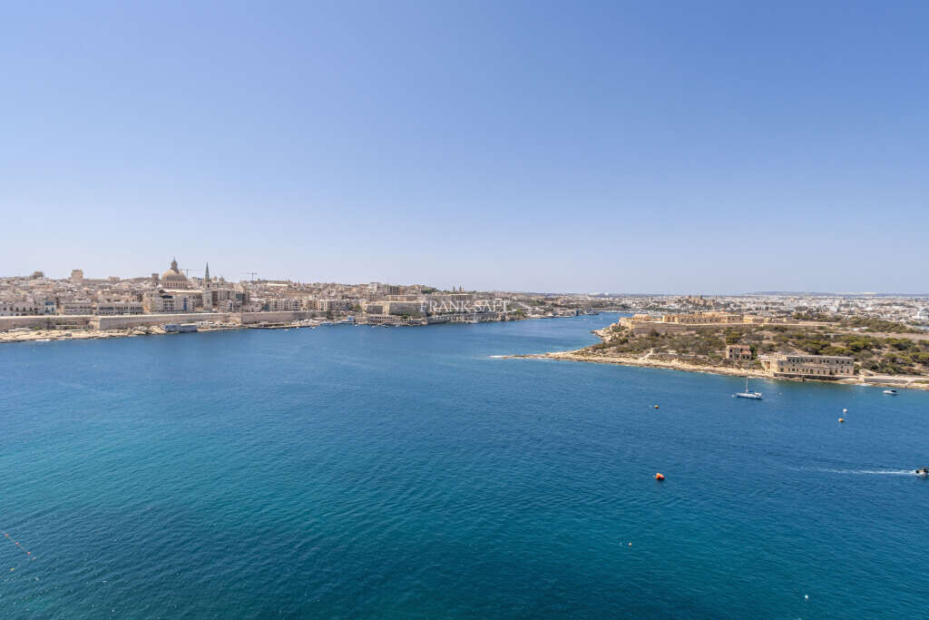 3 bedrooms Apartment in Sliema, Malta No. 10488