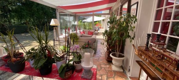 4 bedrooms House in Neuilly-Saint-Front, France No. 90858 6