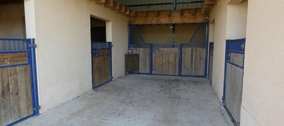 4 Schlafzimmer Haus in Dreux, France, Nr. 237381 28