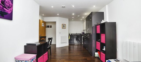 1 bedroom Apartment in Harrow, United Kingdom No. 6399 17