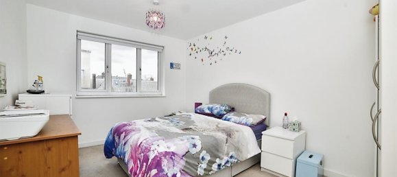 1 bedroom Apartment in Harrow, United Kingdom No. 6399 2