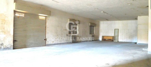 270m² Commercial property in Ragusa, Italy No. 82553 7