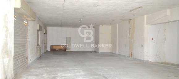 270m² Commercial property in Ragusa, Italy No. 82553 2