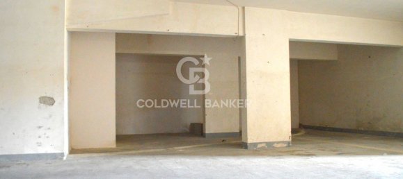 270m² Commercial property in Ragusa, Italy No. 82553 5
