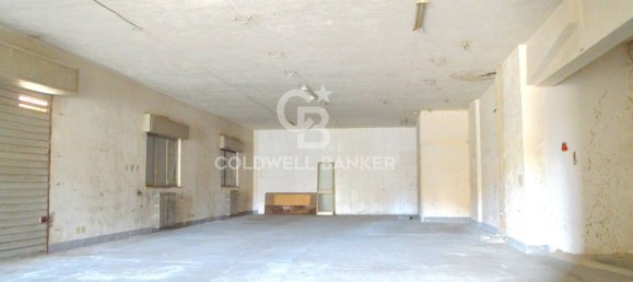 270m² Commercial property in Ragusa, Italy No. 82553 6