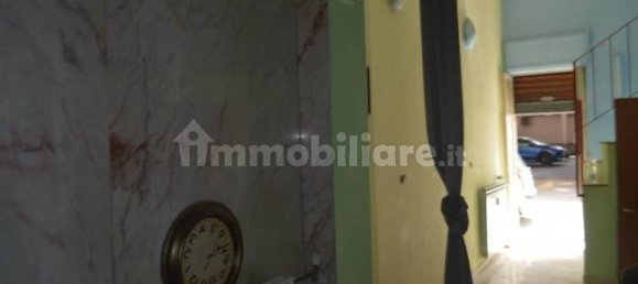 3-Zimmer Gewerbliche Immobilie in Turin, Italy, Nr. 47119 5