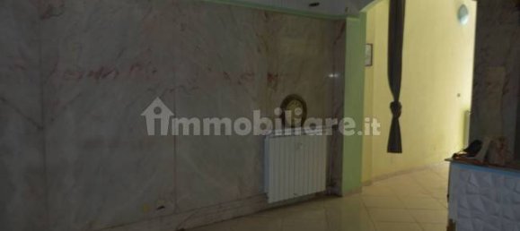 3-Zimmer Gewerbliche Immobilie in Turin, Italy, Nr. 47119 3