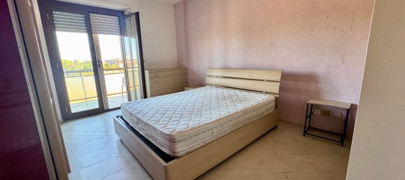 3 bedrooms Apartment in Rome, Italy No. 318805 7