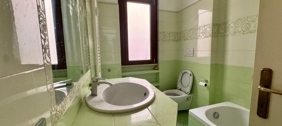 3 bedrooms Apartment in Rome, Italy No. 318805 13