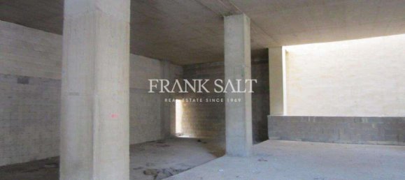 Oficina en Balzan, Malta 895 m² No. 11866 10