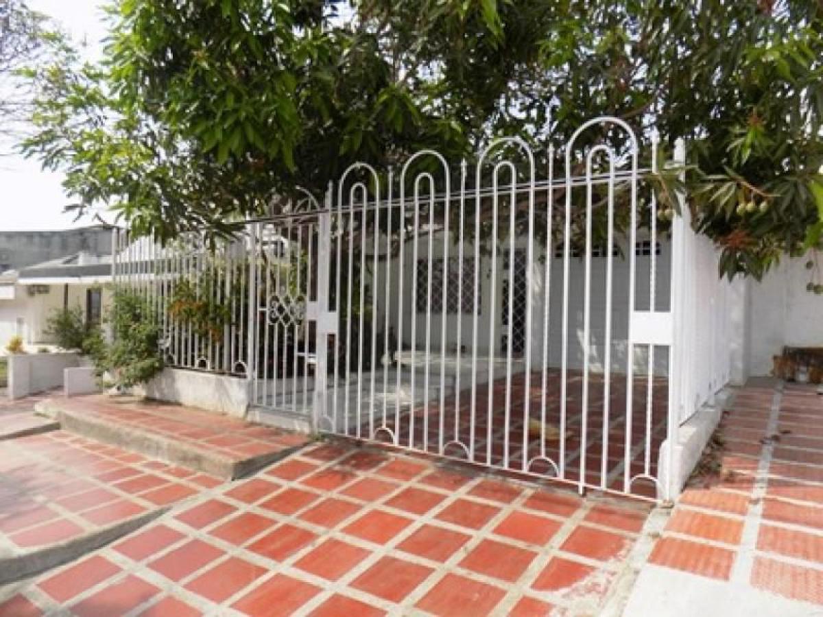 Дом с 4 спальнями в Атлантико, Колумбия № 6561