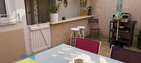 2 bedrooms House in Marseille, France No. 342443 9