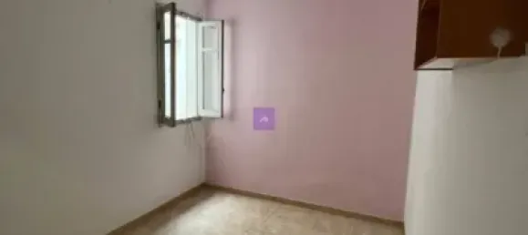 Apartamento de 3 dormitorios en València, Spain No. 134906 7