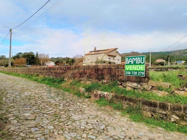 1870m² Land in Caminha, Portugal No. 57589