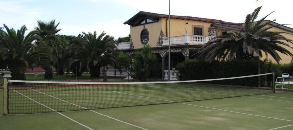 12 rooms Villa in Aprilia, Italy No. 256191 3