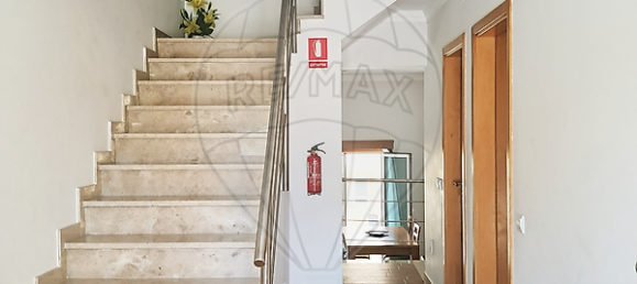 2 Schlafzimmer Villa in Guia, Portugal, Nr. 30825 9