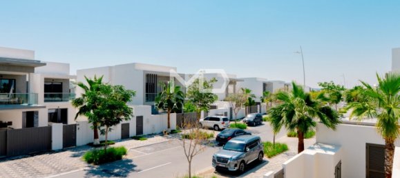 4 bedrooms Villa in Yas Island, UAE No. 40770 6