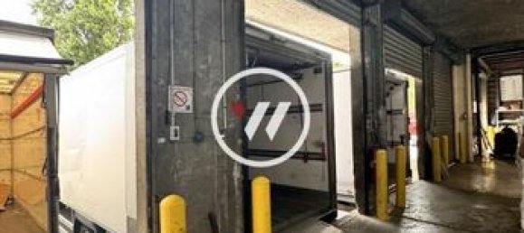 1195m² Commercial property in Aulnay-sous-Bois, France No. 313423 7