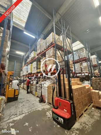1195m² Commercial property in Aulnay-sous-Bois, France No. 313423