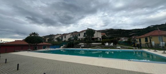 3 غرف نوم شقة في Cipressa, Italy رقم 68568 37