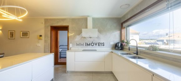 3 bedrooms Villa in Maia, Portugal No. 332933 2