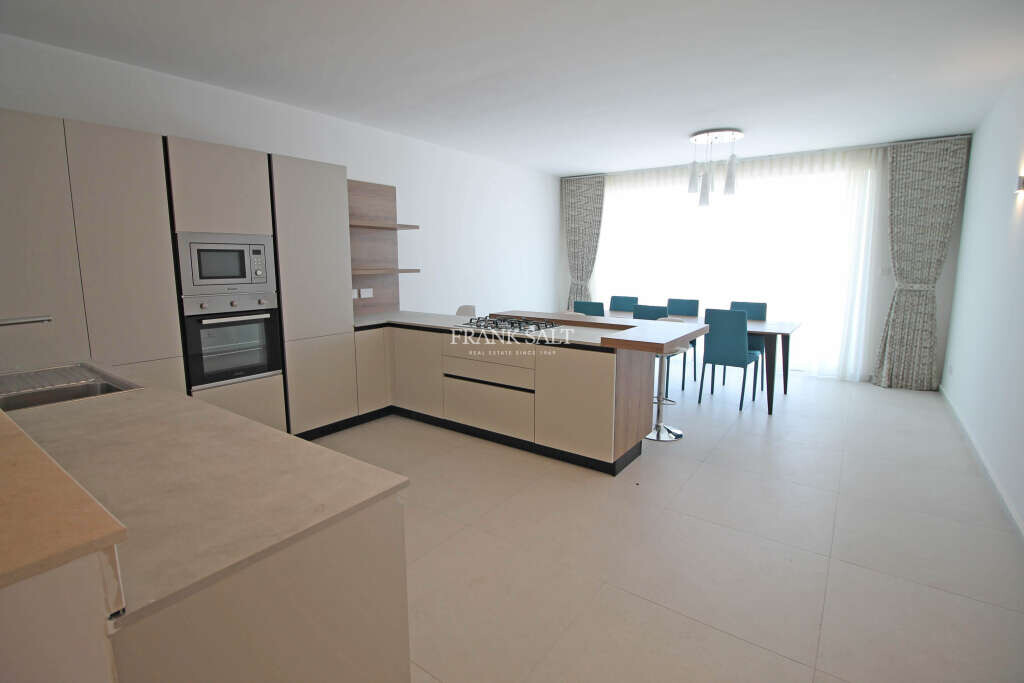 Apartamento T3 em Saint Paul's Bay, Malta N.º 9887