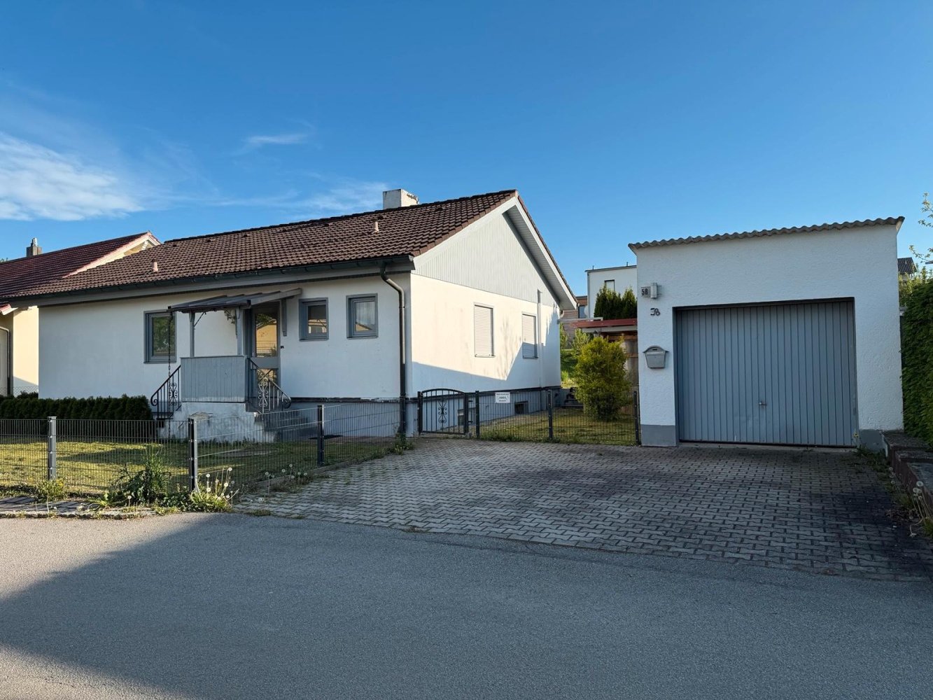 Bungalow de 2 dormitorios en Deggendorf, Germany No. 248722