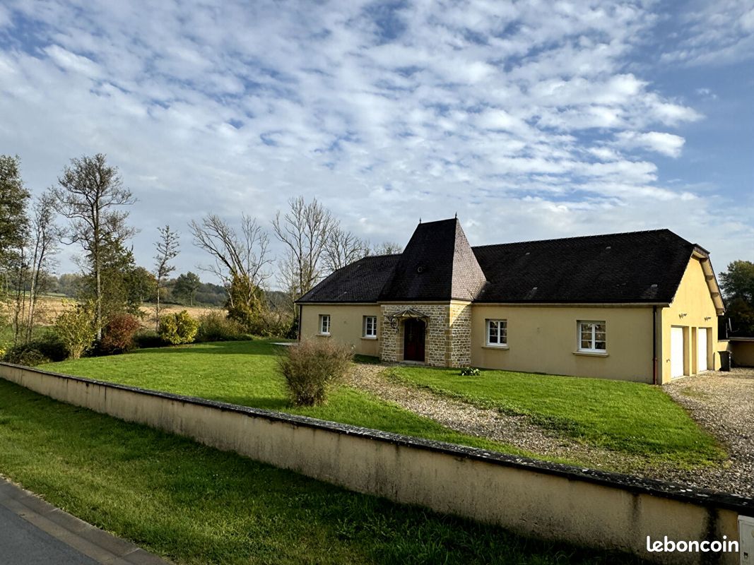 3 chambres Maison à Warnécourt, France No. 85023