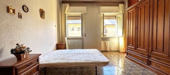 4 rooms Apartment in Viterbo, Italy No. 300909 20