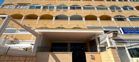 Apartamento de 2 dormitorios en Torrevieja, Spain No. 17724 15