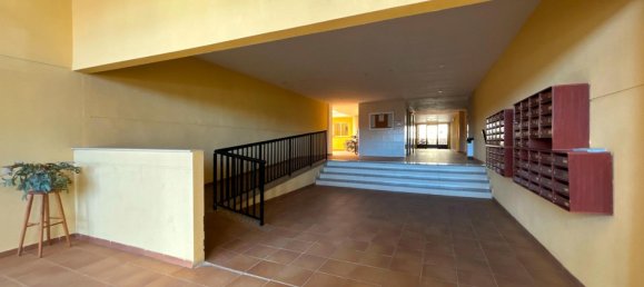 Apartamento de 2 dormitorios en Torrevieja, Spain No. 17724 13