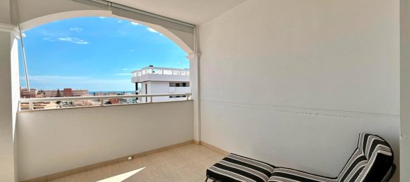 Apartamento de 2 dormitorios en Torrevieja, Spain No. 17724 11